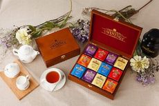 Twinings唐寧茶經典皇家禮盒12格(96入茶袋)附提袋