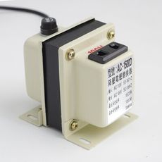 【居家寶盒】日本電器家電專用 110V轉100V 變壓器 降壓器1500W專用 生活家電