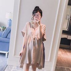 獨家訂製款 孕婦洋裝 【D8211】 V領 高腰 綁帶 寬袖 洋裝 短袖洋裝 孕婦裝 娃娃裙