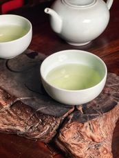 【犀貝瓷】之靜 小茶杯 手感溫潤舒適 拿起來便捨不得放下 (一組二杯)