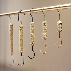 服裝店掛鉤S鉤 長鉤 麻繩展示架吊鉤 金色掛鉤 掛衣鉤 男女裝貨架 圓鉤33厘米
