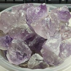 紫水晶原礦 高頻淡紫水晶(100公克)