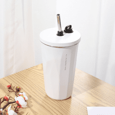 歐文購物 不銹鋼吸管杯 TYESO伸縮吸管咖啡杯 600ML 保冷咖啡杯 咖啡杯 飲料杯 吸管杯