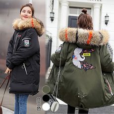 美式防風防潑水刺繡長版羽絨保暖外套(5款任選 )
