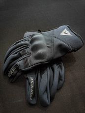 【台中硬了安全帽】丹尼斯dainese INTREPYD 短手套