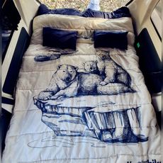 巨安戶外【112021916】 北極熊圖案 雙人附枕頭保暖睡袋情侶款成人戶外露營室內加厚保暖睡袋