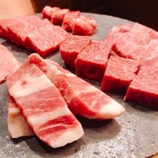 【上野物產】超大包 綜合ng牛排(200g)包 - 200g/包