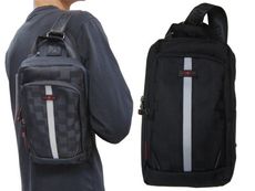 胸前包小容量主袋+外袋共三層單左單右肩背防水尼龍布