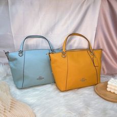 美國代購 台灣現貨 Coach 新款水餃包 肩背包