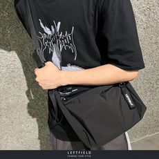 【WHOSE BAG】正韓輕便尼龍側背包 斜背包 男包 女包 NO.LF1233