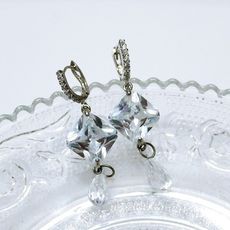 防抗過敏 華麗方塊水滴 長款垂墜耳環-銀 新娘飾品