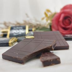 LA SUISSA 70%黑巧克力薄片 200公克 巧克力 薄片巧克力 義大利進口 奶素【嘴甜甜】