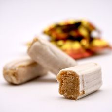 花生娃娃酥 500公克 酥心糖 包裝糖果系列 年貨大街系列 古早味 純素 【嘴甜甜】
