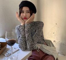 黑白斑點時尚長袖打底衫