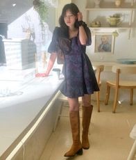 復古花色法式方領泡泡袖連衣裙