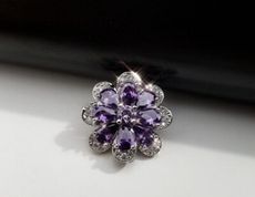 冷淺紫色花朵鑽石水晶