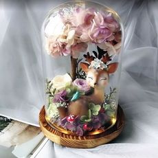 梅花鹿創意擺飾 ，永生花公仔擺設