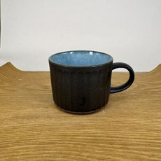 黑馬克杯 藍