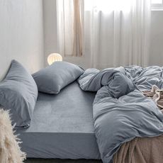 輕奢抗靜電 厚磅牛奶絨 雙人床包枕套三件組150x200cm (任選) 即瞬保暖 熱感蓄溫