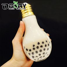 【OMORY】創意燈泡造型玻璃水杯-800ml