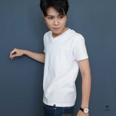 小版男裝  V領素T-我白