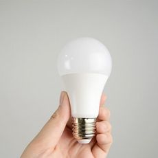 18PARK-LED-E27-18LIGHT-10W [8顆-$119/顆,自然光/4000K,全電