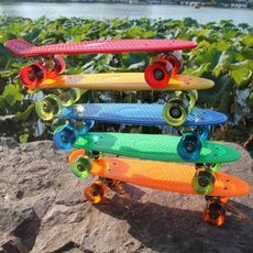 四輪滑板 香蕉板 小魚板 四輪滑板 成人 兒童 迷你 滑板 刷街滑板【YF14001】
