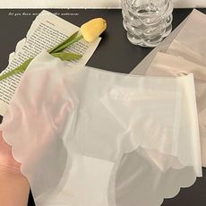 【面膜內褲】面膜內褲 冰絲內褲 女生內褲 女內褲 無痕內褲 涼感內褲 透氣內褲 超薄內褲 內褲