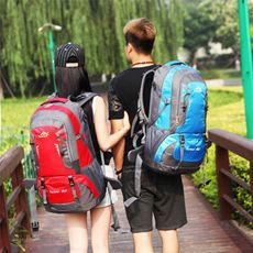 60L戶外休閒旅行超輕大容量雙肩包登山包戶外防水後背包