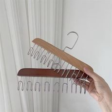 飛呀生活｜⚡ 木質多功能掛勾衣架 8勾衣架 原木風 吊帶衣架 門後掛架 掛牆式