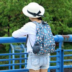 韓版旅行多功能繽紛花色可折疊雙肩背包