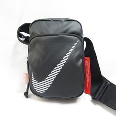 nike heritage smit-wntrzd ho20 側背包 db4696010 黑ispo