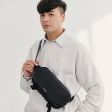 MANDE RHODE - 曼德羅德 - 霧面蓋釦造型斜背包 - A5899-1K