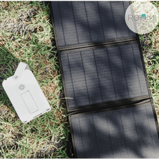 ROOMMI多功能行動電源供應器小電寶 & 60W太陽能充電板