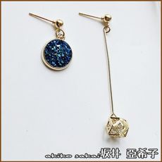 『坂井．亞希子』星空幻影立體六芒星不對稱造型耳環