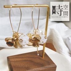 『時空間』華麗金屬質感花瓣造型珍珠耳環