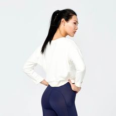 ANN RENA REYES | 短版剪裁長袖上衣 - 米白（運動罩衫.瑜伽.健身)