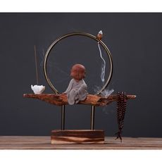 星洋家居創意倒流香爐擺件客廳家居裝飾品風化木仿古禪意陶瓷佛具檀香薰爐 - 小和尚-靜思