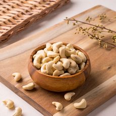生腰果 320ww（Raw cashew) 500g 堅果 可自製蜜汁腰果 氣炸腰果  [大島糧品]