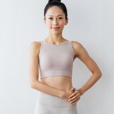 【NAMASTE】Samantha 包覆透氣剪接運動內衣 - 奶茶