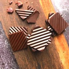 【多儂莊園工坊】100% 黑巧克力 45片 禮盒 共1盒 (無糖 巧克力 黑巧克力 )
