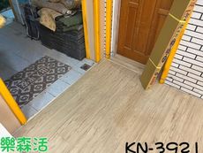 新北市中和區民安街6.4吋夾板底超耐磨KN-3921