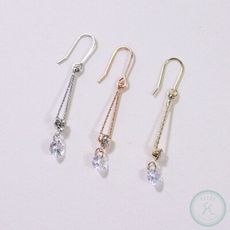 [免運] 【KELRA】正韓 長三角形鋯石 耳環耳夾