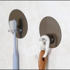 廚房粘鉤浴室免釘門後掛鉤強力粘膠無痕吸壁牙具座牆壁掛架牙刷架1入