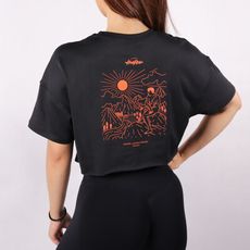 【 Harfez Apparel FREE SOUL 】小佛登山去 女短版 TEE 黑