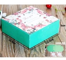 牛札糖餅乾月餅包裝盒 綠底百花 方盒 13.5*13.5cm