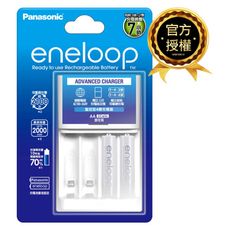 【Panasonic國際牌】eneloop鎳氫電池 智控 充電器組(附3號2顆2000mAh即可用)