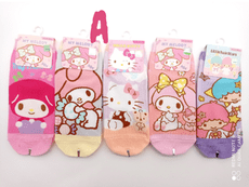 Hello Kitty/Melody/雙子星直版襪組 共五雙 雷標台灣製 22-26 cm