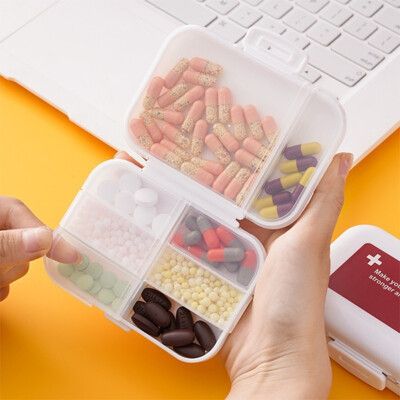 【荷生活】大容量獨立8分格卡扣式藥盒 密封防潮藥品分裝收納盒