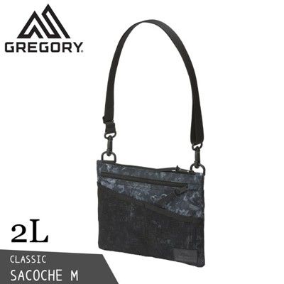 GREGORY 美國 2L SACOCHE 斜背包 M輕量斜背包《闇黑印花》109460/側背包/隨